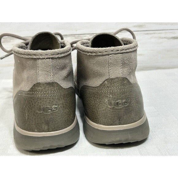 EXCELLENT! UGG Men\'s Hendrickson Chukka Boots Grey Suede Sz 11.5-12 shoe slipper main image 7